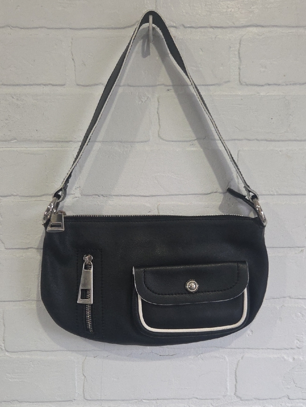 Francesco Biasia Black Shoulder Bag with White Trim